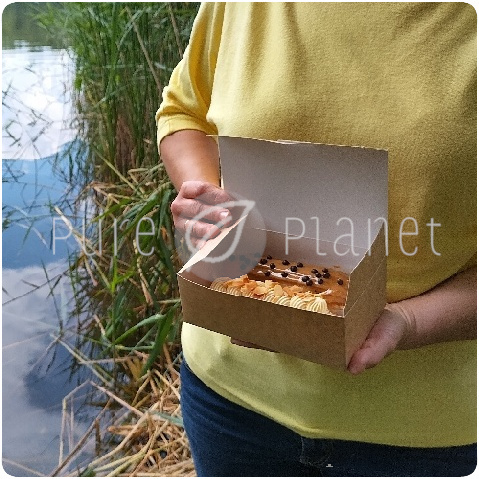 Sztywne opakowanie na eklerki Pure Planet