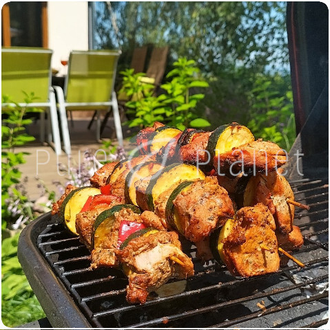 Grube patyczki do szaszłyków, śr. 3mm, dł. 30cm